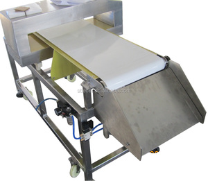 Alüminyum folyo paketlenmiş gıdalar için endüstriyel <span class=keywords><strong>Metal</strong></span> dedektörü folyo kapsüllemesinin verimli tespiti - Product Image 4