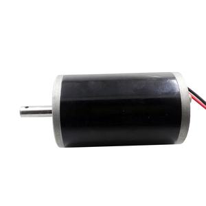 Motor de 24V CC con eje de 8mm 63mm 4000RPM Construcción de imán permanente y conmutación de cepillo para uso en electrodomésticos - Product Image 2