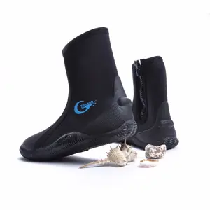 Anti skid water-proof diving boots for scuba diving