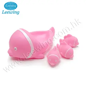 New Design Promotional Family Set 4pcs Plastic PVC Kids Safe Logo Printed Sea Animal Floating Fish Custom Accessory Bath Set