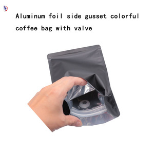 <span class=keywords><strong>Feuille</strong></span> d'<span class=keywords><strong>aluminium</strong></span> noire mate imprimée sur mesure 100g 250g 500g 1kg 12 oz sac de café en plastique à fond plat avec valve - Product Image 3