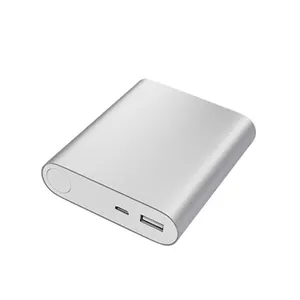 Batterie externe personnalisable Mi 10400mAh, charge rapide, sortie 5V 2A, câble inclus, cadeau promotionnel idéal, utilisation portable - Product Image 1