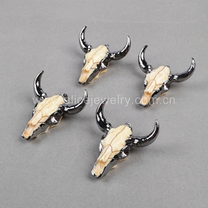 B0842 Longhorn Pendenti in Resina Grandi Bovini Testa Del Cranio Toro Bestiame Pendenti <span class=keywords><strong>con</strong></span> Pistola Nera Ha Placcato - Product Image 3