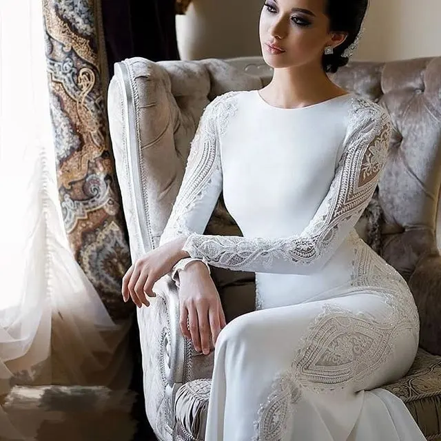 Elegant Long Sleeve Sheath Lace Bridal Gowns Wedding Dresses 2021