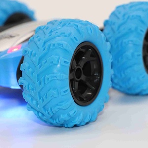 Auto Acrobatica con Luci Cool a Prezzo di Fabbrica, Popolare Macchina Telecomandata con Rotazione a 360° su Entrambi i Lati, Giocattolo per Bambini - Product Image 3