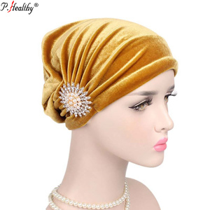 Phealthy <span class=keywords><strong>Cap</strong></span> hijab musulmán Popular Últimas islámica caliente terciopelo liso piedras underscarf con repiques blancos - Product Image 6