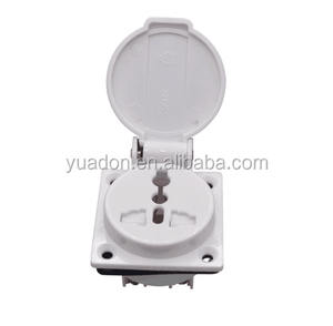 IP44 étanche <span class=keywords><strong>prise</strong></span> de courant universelle avec couvercle rond En Nylon ignifuge extérieur matériel de <span class=keywords><strong>prise</strong></span> électrique 240V 10A - Product Image 4