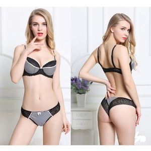 Conjunto de Lencería Sexy con Encaje Clásico, Copa B y <span class=keywords><strong>C</strong></span> - Product Image 1