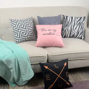Coussin en velours pour canapé, design géométrique populaire, doux, 2019