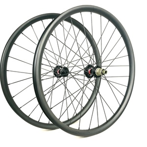 Roue en carbone De VTT en carbone 650B, moyeu <span class=keywords><strong>Novatec</strong></span>, nouvelle collection 2020 - Product Image 1