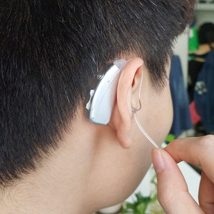 Proveedor de fábrica CE médica oído dispositivo recargable auriculares <span class=keywords><strong>para</strong></span> sordos - Product Image 6