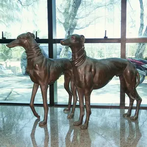 Estatua de perro de galgo de bronce escultura animal decorativa de tamaño real para jardín