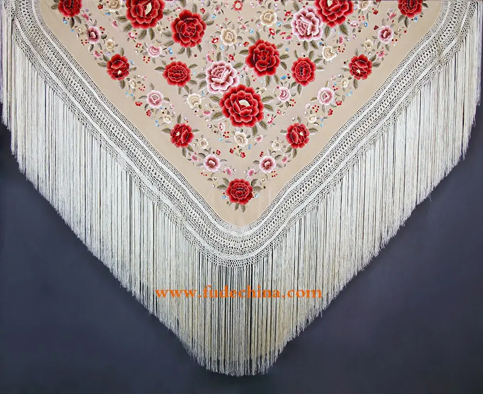 Mexican Shawl Hand Embroidered /Chal bordado a mano grueso