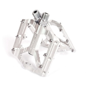 Pédale de vélo en alliage d'aluminium anodisé argenté sur mesure, service de fabrication CNC et usinage de métaux - Product Image 2