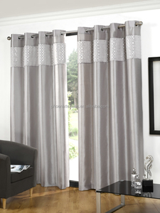 Cortinas de gasa bordadas con bucles - Product Image 4