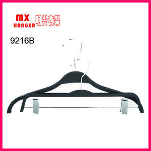 <span class=keywords><strong>Cintre</strong></span> en plastique <span class=keywords><strong>zara</strong></span> - Product Image 1