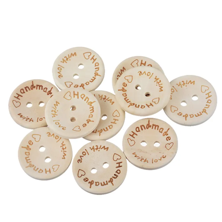 Hot Sale 50PCs 15ミリメートル20ミリメートル25ミリメートルNatural Color Wooden Buttons Handmade Letter Love Buttons For Shirts