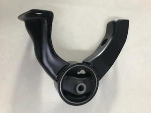 MN101387 MN101572 A5417 Hỗ Trợ Gắn Động Cơ Cao Su Phía Sau Cho Mitsubishi Dodge Jeeep - Product Image 2
