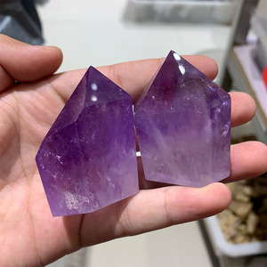 Punta di Cristallo di Ametista Naturale, Cristallo per il <span class=keywords><strong>Chakra</strong></span> della Gola, Punta con Base Tagliata - Product Image 2