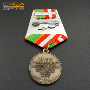 Barato al por mayor de encargo del ejército de metal premio Medalla Militar con cintas - Product Image 3