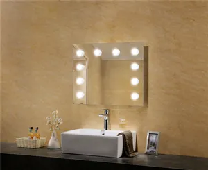 Salon Hollywood Lighted Mirror