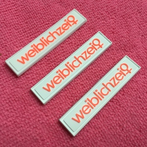 Màu sắc đẹp tên thương hiệu nhãn cao su, mềm PVC nhãn cao su với logo riêng - Product Image 3