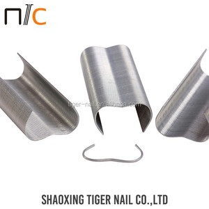 Hecho <span class=keywords><strong>en</strong></span> China <span class=keywords><strong>U</strong></span> tipo valla grapas césped/<span class=keywords><strong>en</strong></span> forma de <span class=keywords><strong>u</strong></span> de <span class=keywords><strong>u</strong></span>ñas - Product Image 1