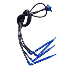 Material <span class=keywords><strong>de</strong></span> plástico <span class=keywords><strong>de</strong></span> 4 rama goteo flecha conjunto para jardín y casa sistema <span class=keywords><strong>de</strong></span> <span class=keywords><strong>riego</strong></span> - Product Image 1