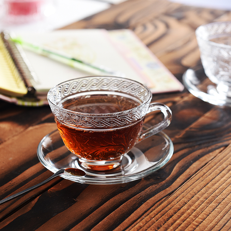 Wholesale Custom China glass tea cup and saucer set