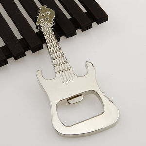 <span class=keywords><strong>Promo</strong></span> Laser Logo En Zeefdruk Metalen Gitaar Bier Opener Koelkast Sticker Voor Cadeau - Product Image 2