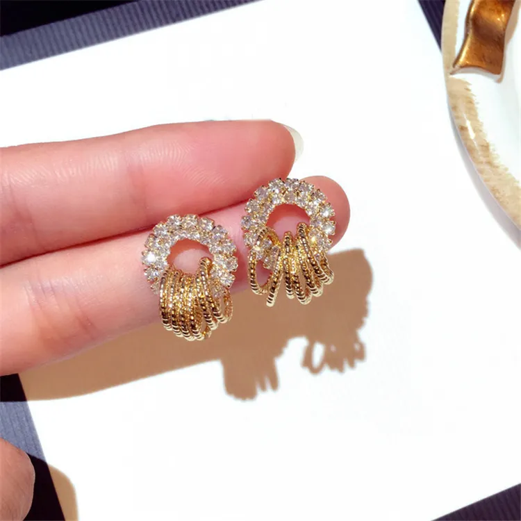 Kaimei 2018 fashion nickel and lead free jewelry crystal cubic zirconia knot earring fancy design gold stud earrings for girls