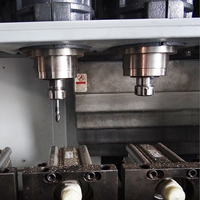 Centre d'usinage CNC à portique pour raccords de plomberie et machine à décapage de robinets CNC