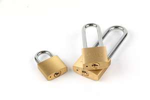 56 मिमी वेदरप्रूफ अतिरिक्त शॉकेकल के लिए पीतल पदलॉक सुरक्षा यू के आकार के पीतल के पैडलॉक - Product Image 3
