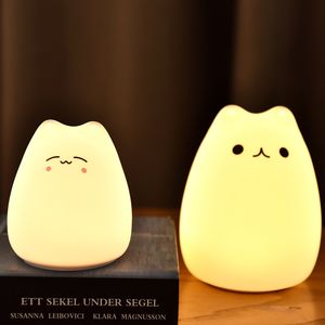 Veilleuse LED mignon petit chat pour chambres de bébé 7 couleurs lumière blanche chaude interrupteur d'alimentation USB pour la maison ou l'hôtel - Product Image 3