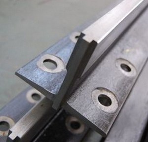 T50A ठंड आकर्षित गाइड रेल लिफ्ट के लिए