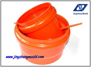 Molde de inyección de plástico de alta calidad para accesorios de tubería de PVC: codos, tés, uniones y conectores de Zhejiang - Product Image 5