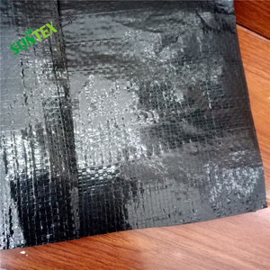 Feuilles de géomembranes en HDPE noir de 190 g pour couverture de piscine, géomembranes en plastique, aménagement paysager, imperméabilisation, tissu de barrage, revêtement de <span class=keywords><strong>canal</strong></span> d'irrigation - Product Image 2