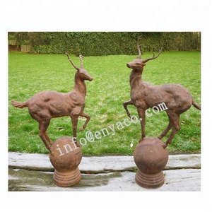 Cast Iron Sculpture Foundry Factory Direct Selling British Rust Large Full Life Size Cast Iron Garden Metal Statue Animal Paired Stag Deer Sculpture