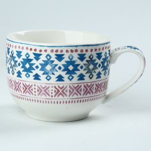 Tazón de sopa de cerámica en relieve barato grande de 18OZ de venta directa de fábrica con tapa y mango de plástico - Product Image 5