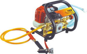 Pulverizador estacionário un gasolina 2 tempos Grupo de fumigacion - Product Image 1