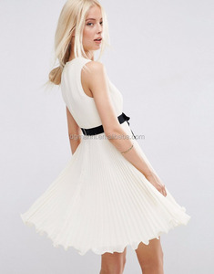 Occasion de femmes Plissée Robe Patineuse avec Contraste <span class=keywords><strong>Arc</strong></span> - Product Image 2