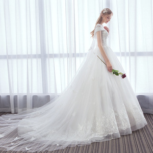 Ultimo Modello 2019 di <span class=keywords><strong>Abito</strong></span> da Sposa di Lusso Elegante, Linea A, Maniche a Cappuccio, Pizzo <span class=keywords><strong>con</strong></span> Perline, Schiena Intera <span class=keywords><strong>con</strong></span> <span class=keywords><strong>Farfalle</strong></span> e Lungo Strascico - Product Image 1