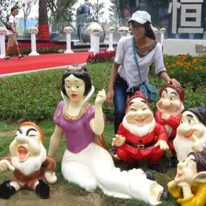 Fiberglass Snow White and the Seven Dwarfs cartoon Statue