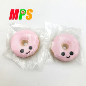 Doces de algodão personalizados em formato de rosquinha