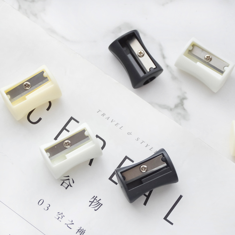 Оптовая продажа, Лидер продаж, прочные лезвия из нержавеющей стали, карандаш для макияжа, детская пластиковая ручная точилка