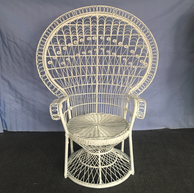 ホワイトカラープリンセスペコックチェア 自然色ラタン家具 ガーデンセット