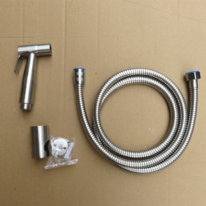 <span class=keywords><strong>Doccetta</strong></span> Bidet Portatile in Acciaio Inox 304 <span class=keywords><strong>con</strong></span> Tubo Flessibile per WC e Pannolini - Product Image 1