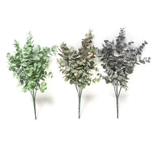 Fabrication de Faux <span class=keywords><strong>Eucalyptus</strong></span> en plastique, plantes vertes décoratives, Branches d'<span class=keywords><strong>eucalyptus</strong></span> artificielles - Product Image 1
