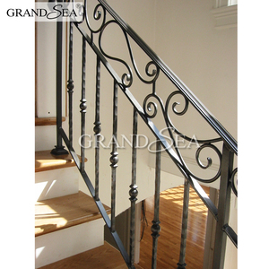 Nuevo Diseño, Color Negro, Kits <span class=keywords><strong>de</strong></span> Barandillas Curvas <span class=keywords><strong>de</strong></span> Metal <span class=keywords><strong>para</strong></span> Escaleras, <span class=keywords><strong>Precio</strong></span> <span class=keywords><strong>para</strong></span> Interiores - Product Image 1