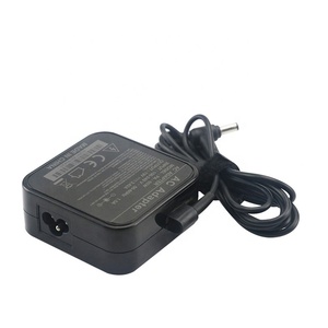 नई लैपटॉप वर्ग एडाप्टर 65 W 19 V 3.42A बिजली की आपूर्ति के साथ <span class=keywords><strong>Asus</strong></span> के लिए 5.5*2.5mm